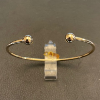 9ct yellow gold pre-loved torque style bangle.