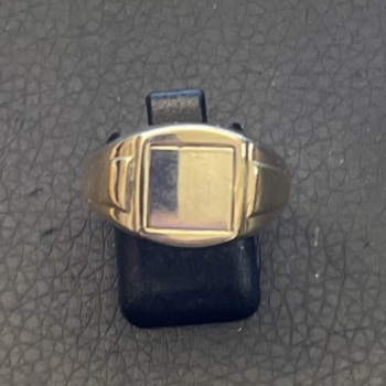 9ct yellow gold masonic compass & set square flip ring.